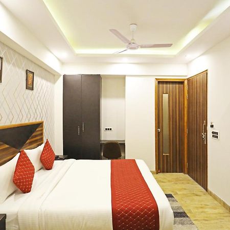 Hotel La Casa Delhi Airport Нью-Дели Экстерьер фото