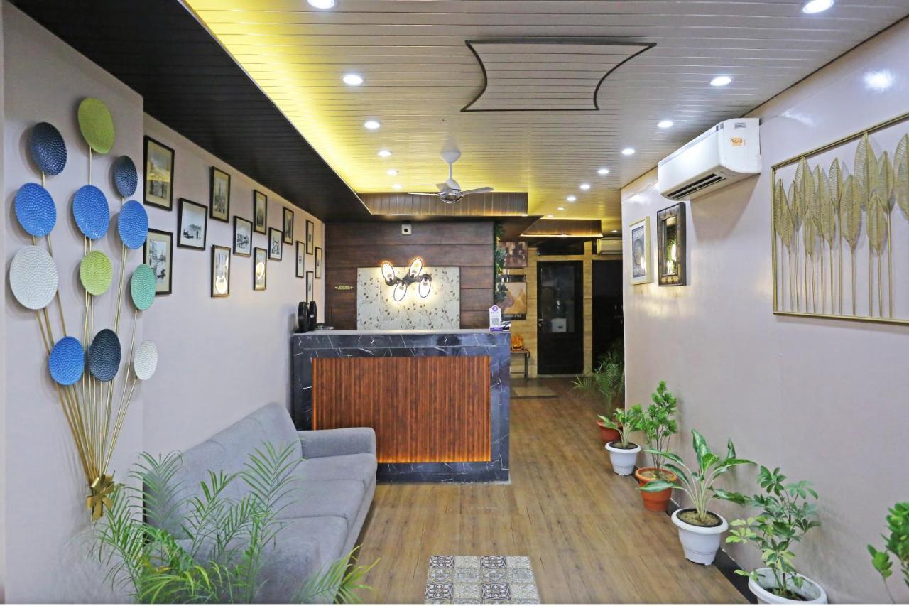 Hotel La Casa Delhi Airport Нью-Дели Экстерьер фото